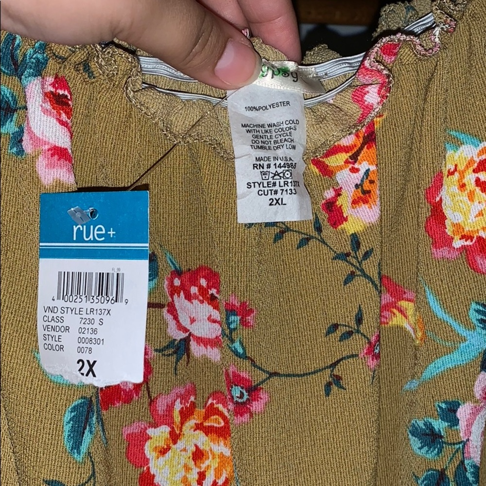 Romper new!! - Picture 4 of 4